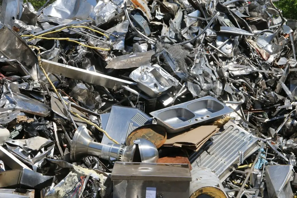 Hill Metal Recycling Ltd - Pile of various types of stainless steel scrap metal